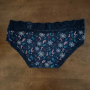 🌵 3/$15 Women’s Boy Brief soft lace candy cane snowflake underwear